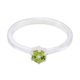 Soo-jin Luxurious Green Solitaire Ring Peridot Green