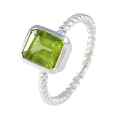 Lakshmi Trendy Green Solitaire Ring