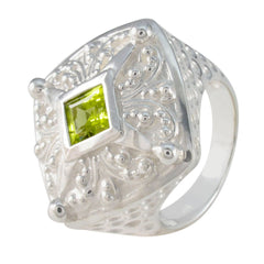 Dayana Green Solitaire Ring in Elegant Silver Design