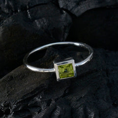 Emilia Romantic Green Solitaire Ring