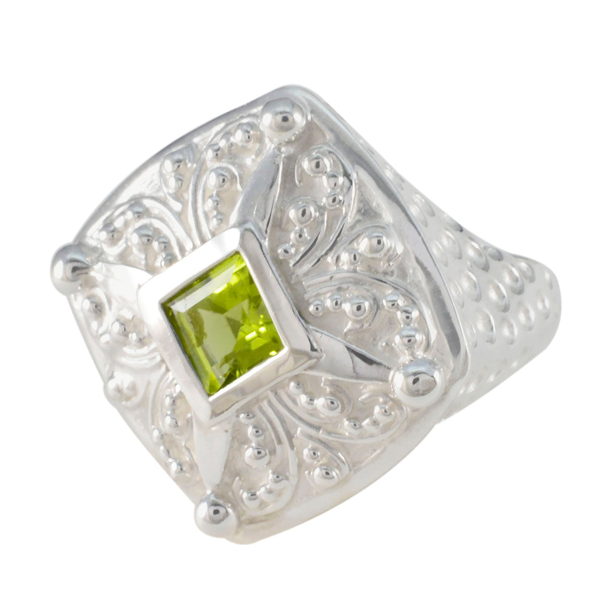 Dayana Green Solitaire Ring in Elegant Silver Design Peridot Green