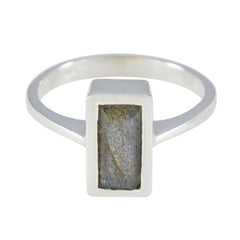 Julia Grey Solitaire Ring with Rectangular Gemstone Labradorite Gray