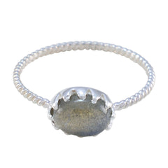 Hana Twist Grey Solitaire Ring Elegant Silver Band Labradorite Gray