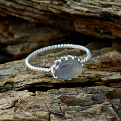 Hana Twist Grey Solitaire Ring Elegant Silver Band