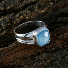 Putri Aqua Solitaire Ring with Elegant Silver Band
