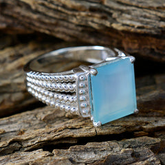 Leah Aqua Solitaire Ring with Elegant Silver Design