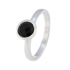 Yuna Contemporary Black Solitaire Ring