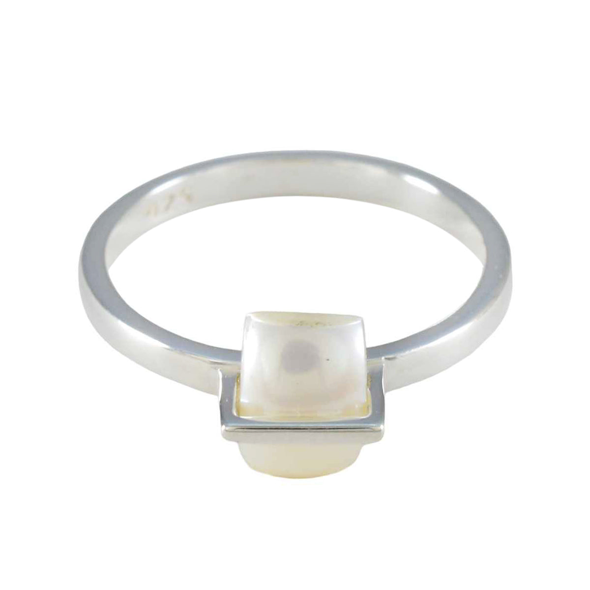 Chen Boho White Solitaire Ring with Unique Pearl Stone Pearl White