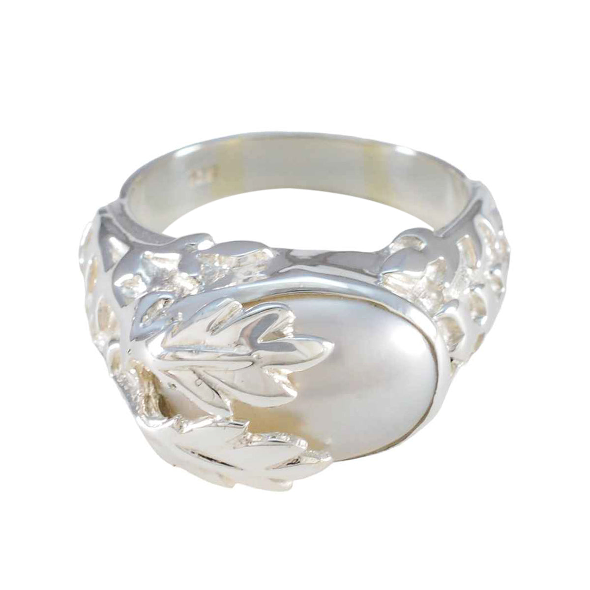 Rebeca Leafy White Solitaire Ring with Elegant Design Pearl White