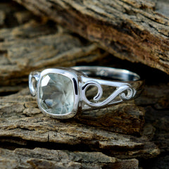 Ida Fairytale Light Green Solitaire Ring