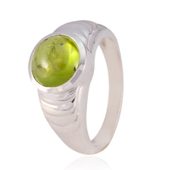 Natcha Luxurious Green Solitaire Ring