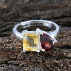Jieun multicolor toi et moi ring with yellow square gemstone and red pear gemstone set in silver band