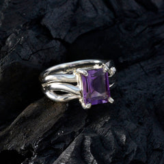 Ines Purple Solitaire Ring with Amethyst Gemstone