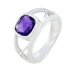 Ananya Contemporary Purple Solitaire Ring