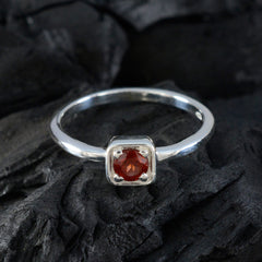 Ha-eun Glamorous Red Solitaire Ring