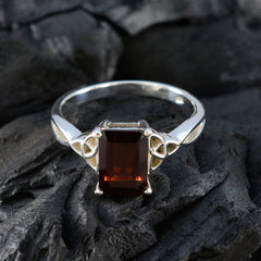 Stella Red Solitaire Ring with Elegant Gemstone Design