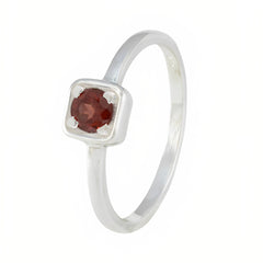 Ha-eun Glamorous Red Solitaire Ring