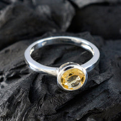 Hye-jin Trendy Yellow Solitaire Ring