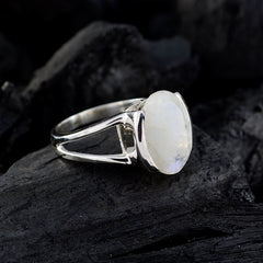 Sarah White Solitaire Ring with Elegant Oval Gemstone
