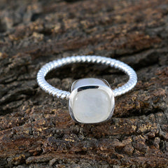 Dewi White Solitaire Ring with Elegant Beaded Band