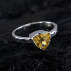 Yasmin Heritage Yellow Solitaire Ring