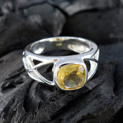 Angel Cultural Yellow Solitaire Ring