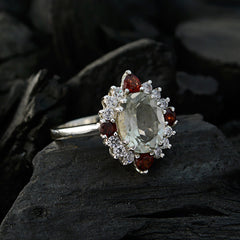 Julieta Trendy Light Green Halo Ring