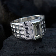 Isla Signet Light Green Solitaire Ring