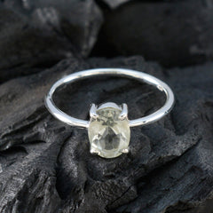 Jiwoo Glamorous Light Green Solitaire Ring