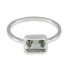 Ayesha Modern Light Green Solitaire Ring Green Amethyst Green
