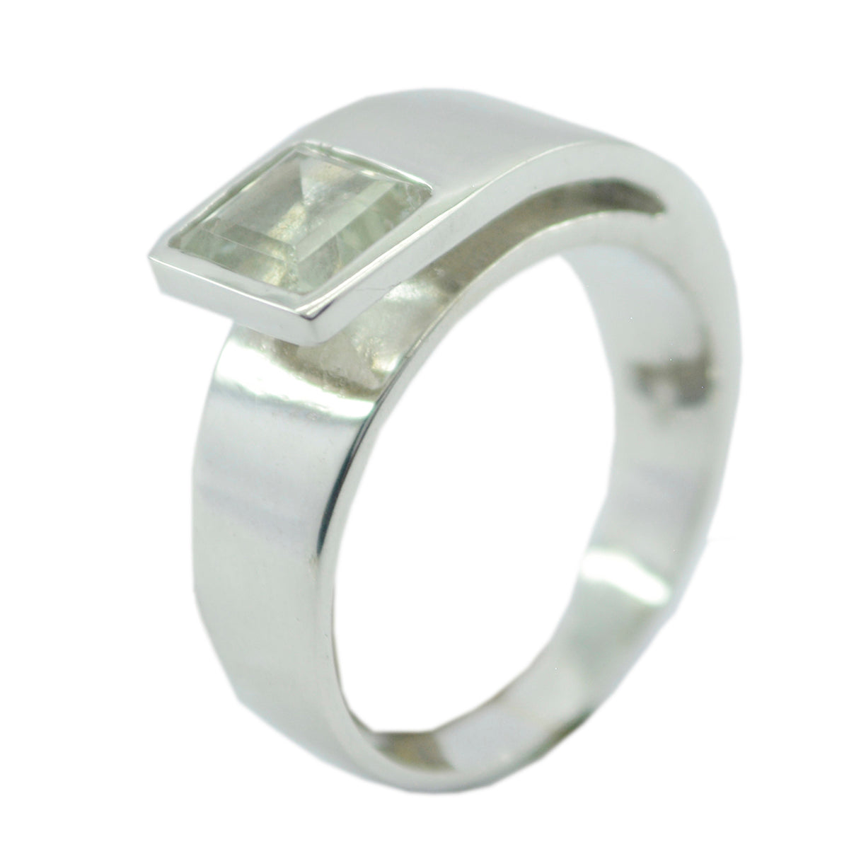 Katharina Cultural Light Green Solitaire Ring Green Amethyst Green