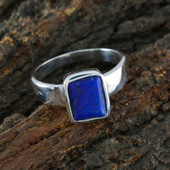 Sofia Luxurious Blue Solitaire Ring