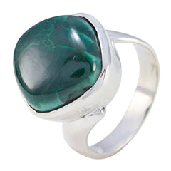 Isadora Luxurious Green Solitaire Ring