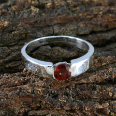 Autumn Luxurious Red Solitaire Ring