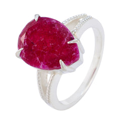 Liyana Luxurious Red Solitaire Ring