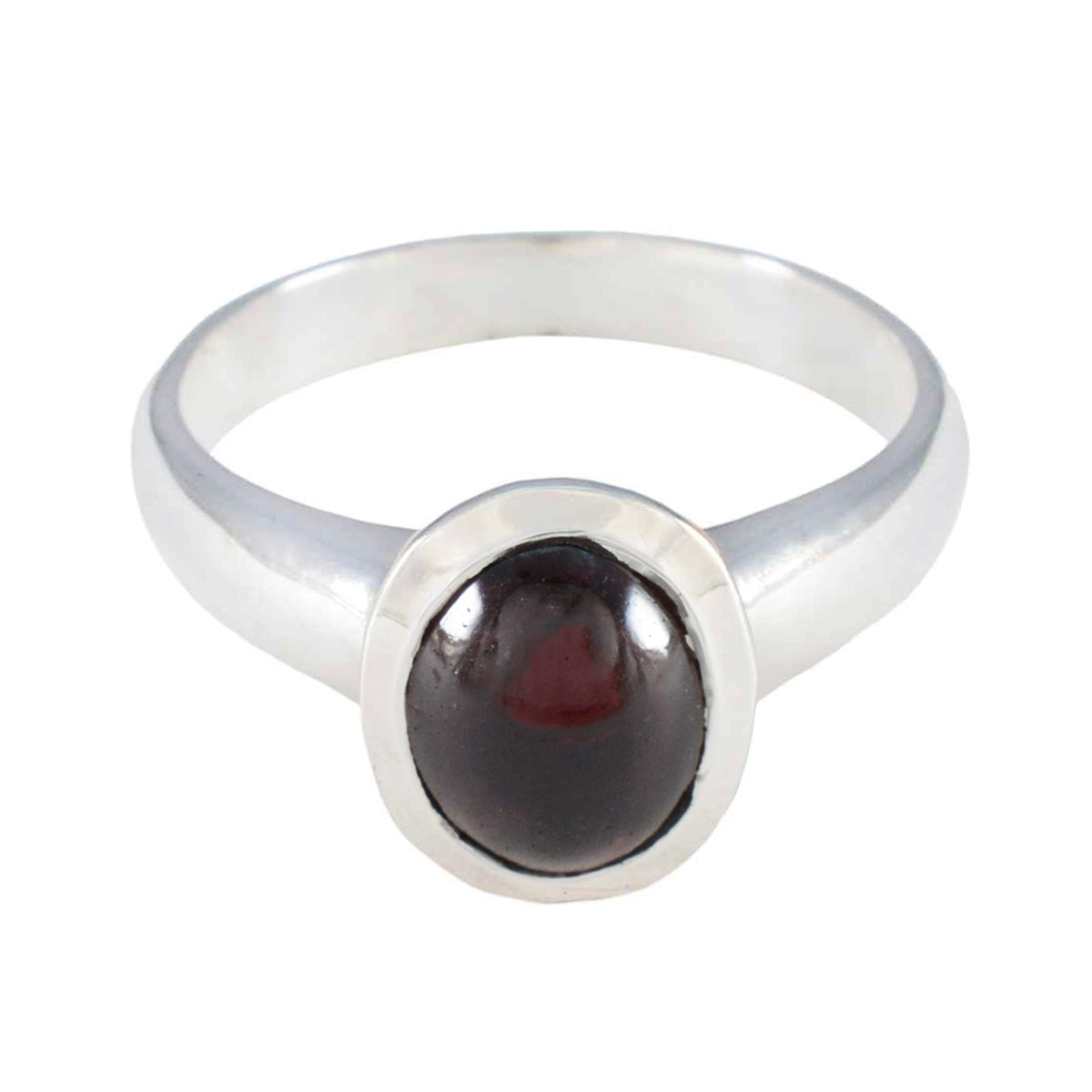 Putri Luxurious Red Solitaire Ring in Silver Garnet Red