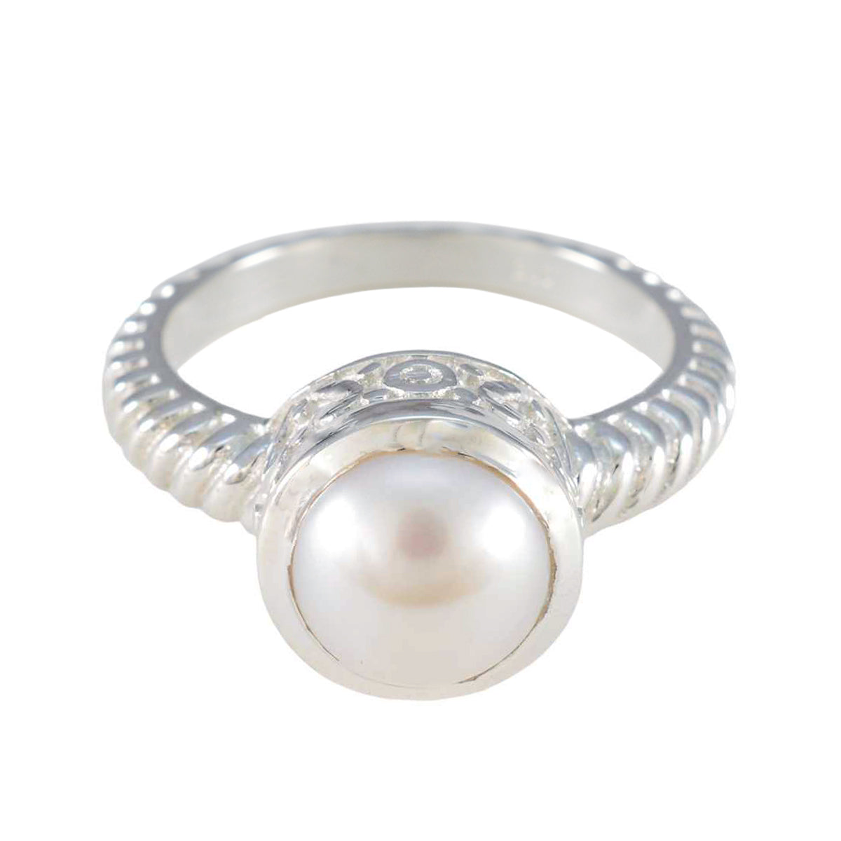 Isabelle Luxurious White Solitaire Ring Pearl White