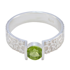 Lourdes Modern Green Solitaire Ring Peridot Green