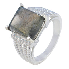 Alejandra Modern Grey Solitaire Ring