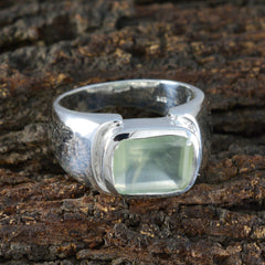 Gabriela Modern Light Green Solitaire Ring