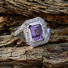 Milagros Modern Purple Halo Ring with Gemstones