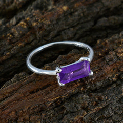 Mei Modern Purple Solitaire Ring with Silver Band