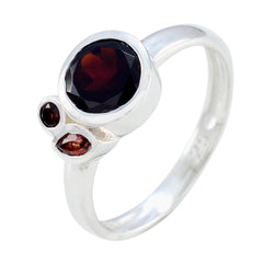 Mei sterling silver modern red gemstone trilogy ring with bezel set round center garnet and two smaller garnets