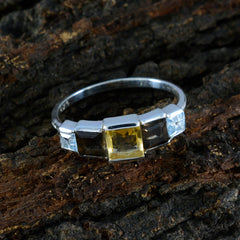 Putri multicolor gemstone ring with square-cut stones in blue, yellow, and black set on silver band