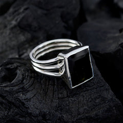 Anna Multicolor Solitaire Ring with Green Gemstone