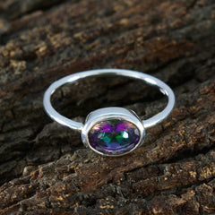 Yan Multicolor Solitaire Ring with Oval Gemstone