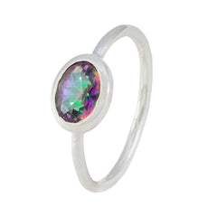 Yan Multicolor Solitaire Ring with Oval Gemstone