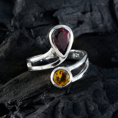 Araya multicolor toi et moi ring with pear-shaped red and round yellow gemstones in silver band