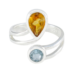 Isla multicolor Toi et Moi ring with pear-shaped amber and round blue gemstones on silver band