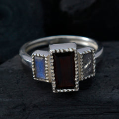 Eleanor multicolor trilogy ring with rectangular garnet center labradorite and moonstone in silver band